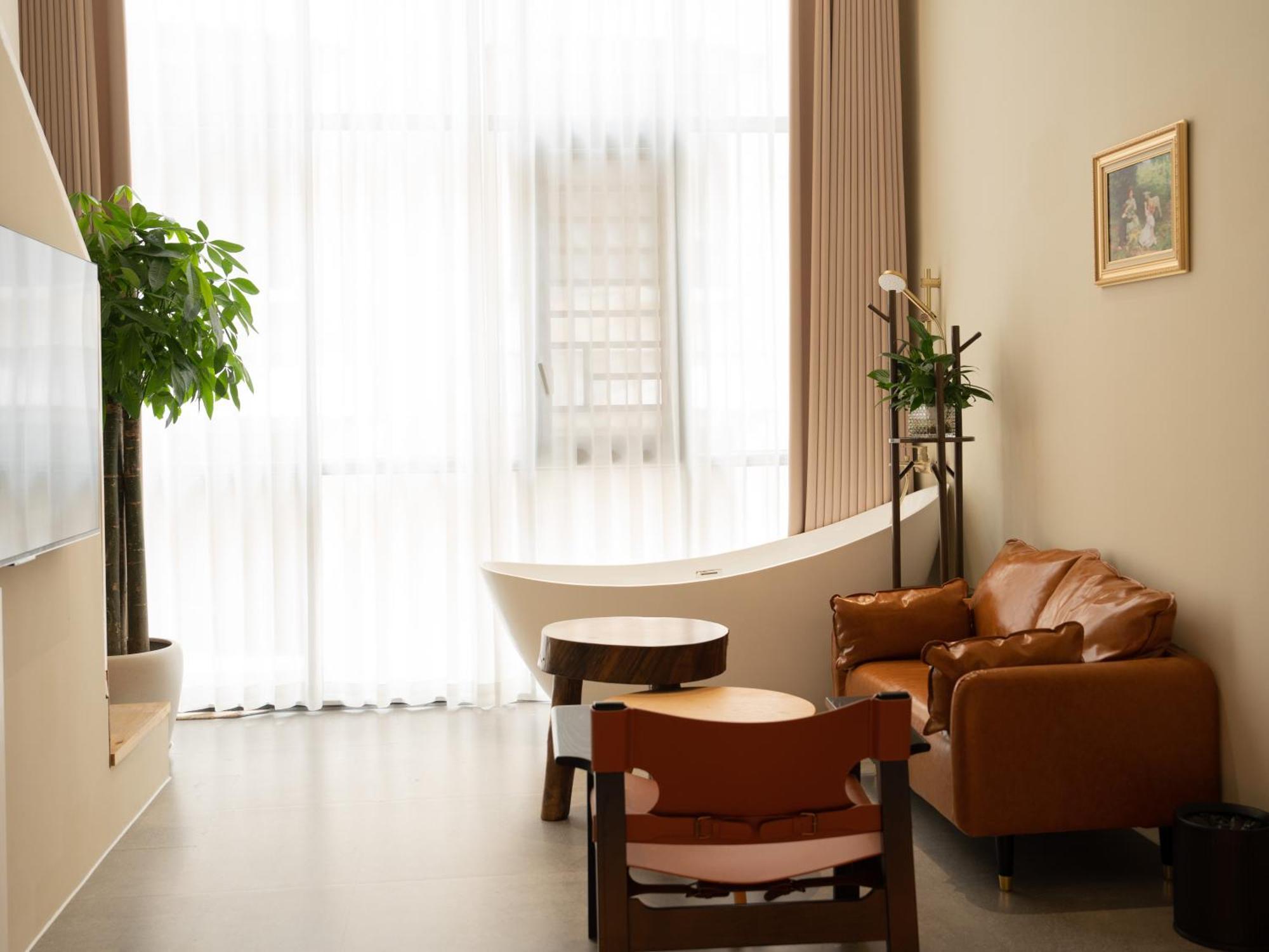 Patio Spring Holiday Inn -- Free Round Trip Pick-Up Service --Panoramic View Of Tianmen Mount 張家界市 エクステリア 写真