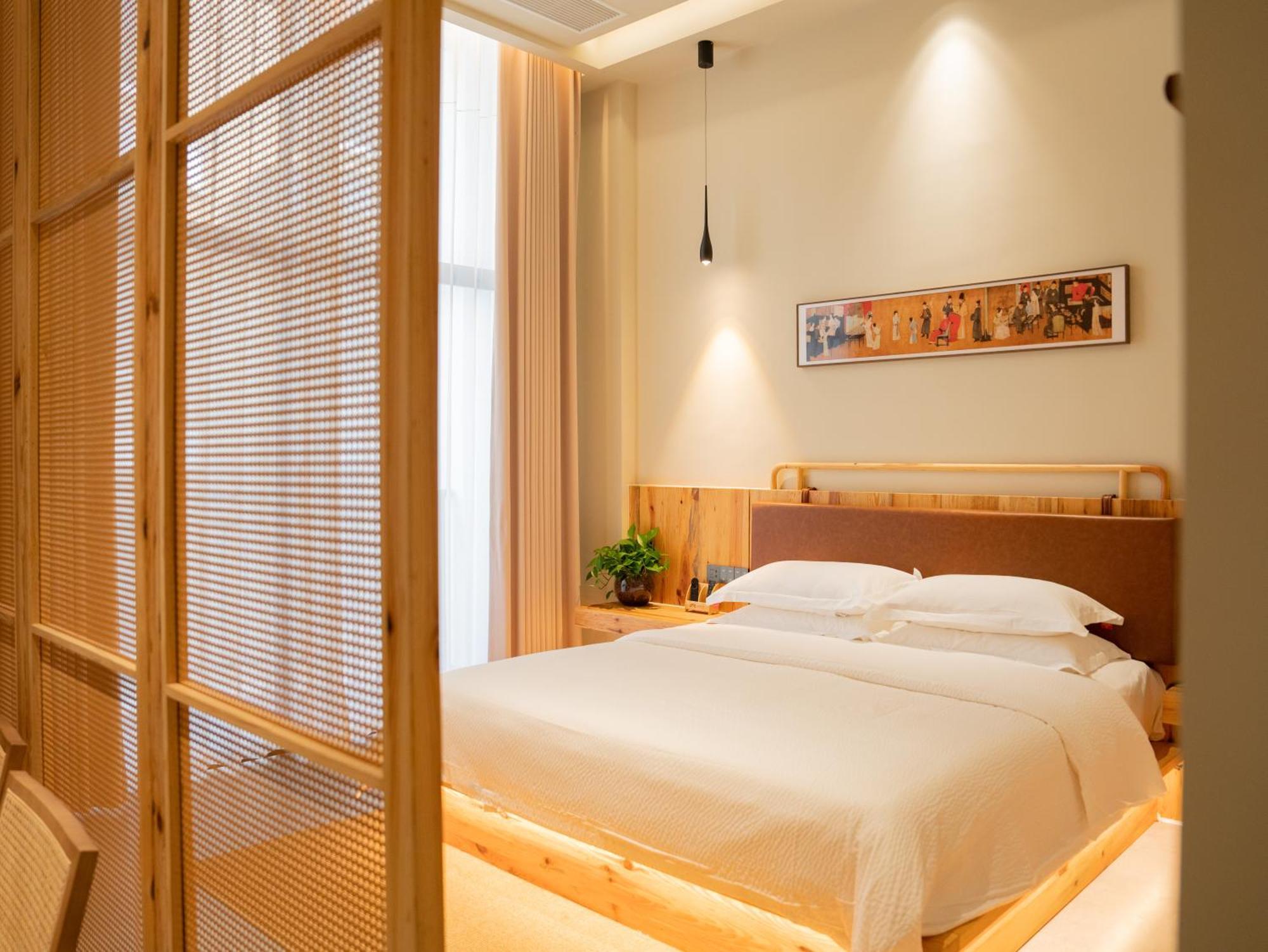 Patio Spring Holiday Inn -- Free Round Trip Pick-Up Service --Panoramic View Of Tianmen Mount 張家界市 エクステリア 写真