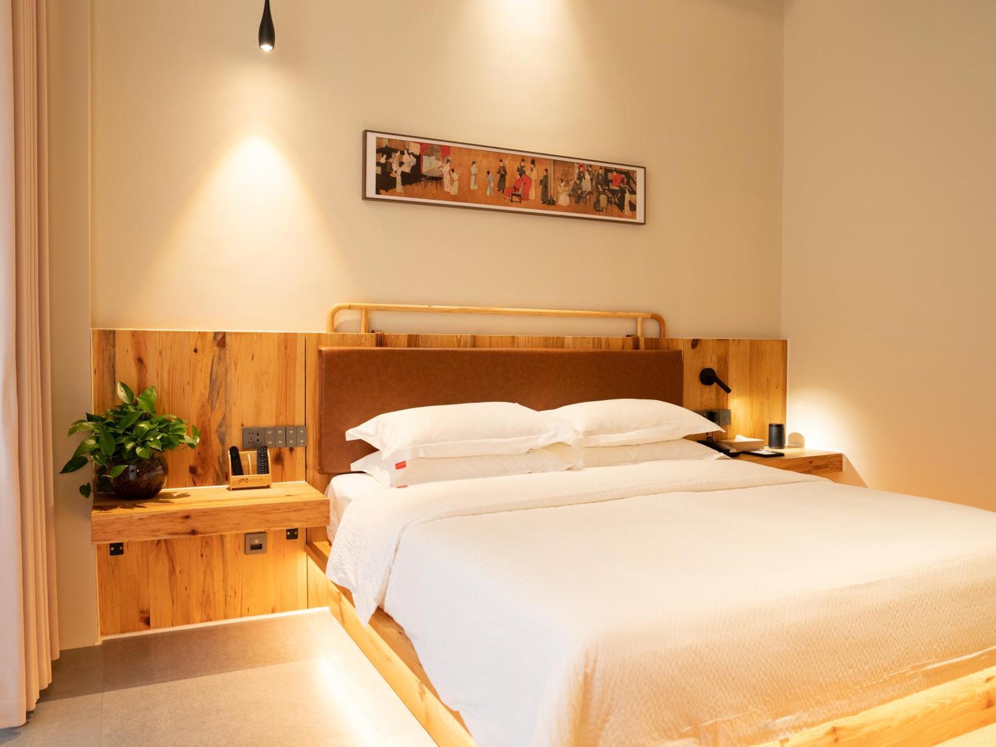 Patio Spring Holiday Inn -- Free Round Trip Pick-Up Service --Panoramic View Of Tianmen Mount 張家界市 エクステリア 写真